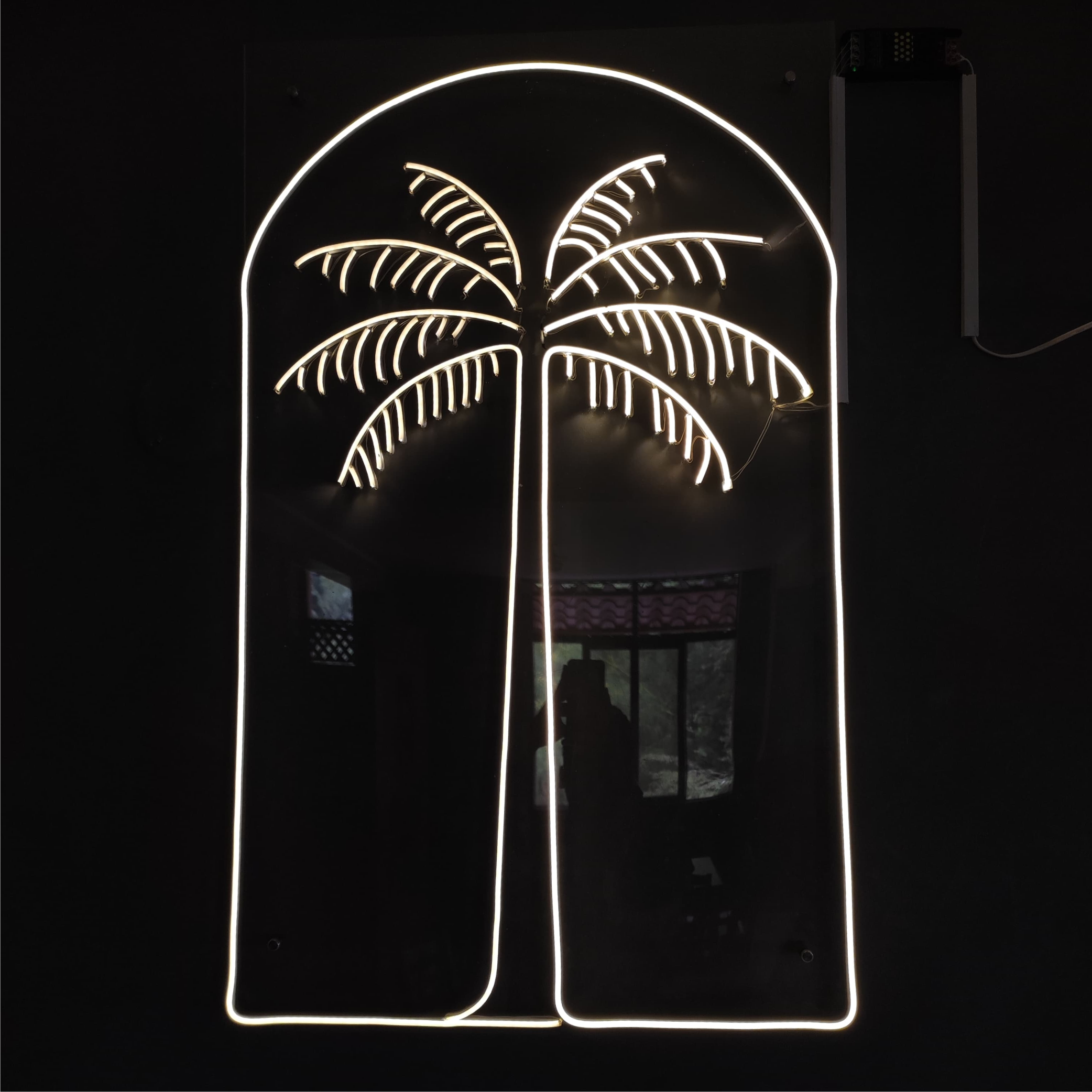 Letrero Neón Silueta